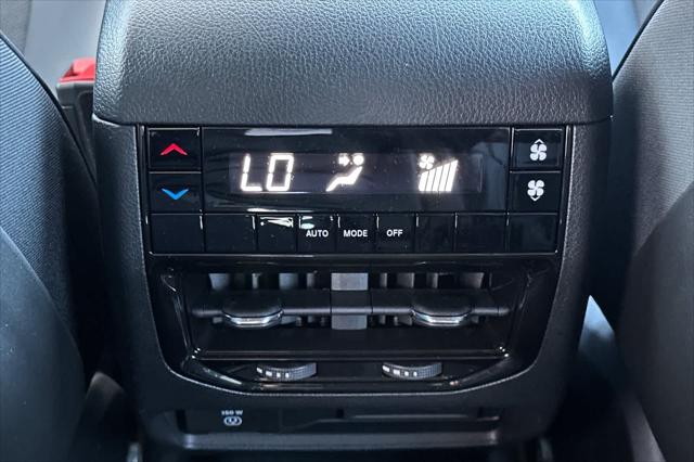 2026 Jeep Grand Cherokee L Altitude 4x4