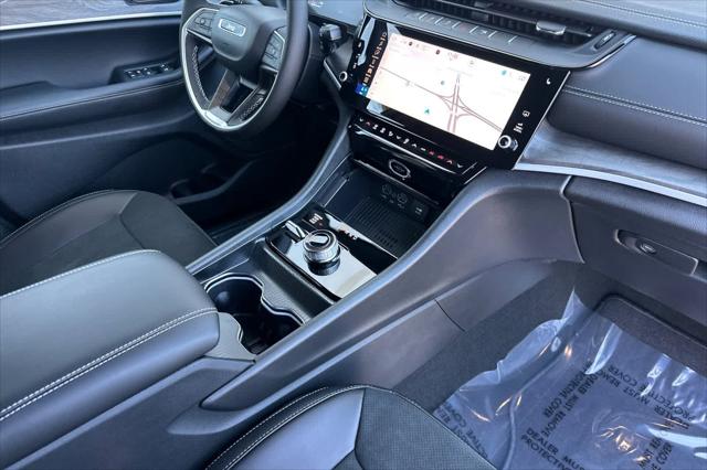 2026 Jeep Grand Cherokee L Altitude 4x4
