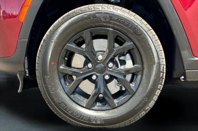 2026 Jeep Grand Cherokee L Altitude 4x4