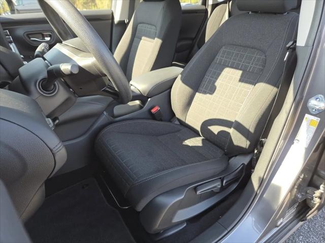 2025 Honda HR-V AWD LX