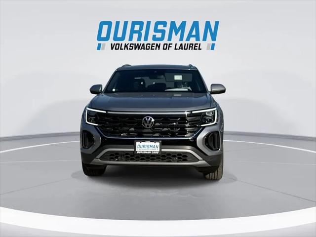 2026 Volkswagen Atlas Cross Sport SE with Technology