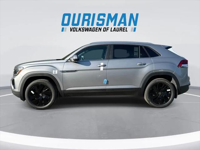 2026 Volkswagen Atlas Cross Sport SE with Technology