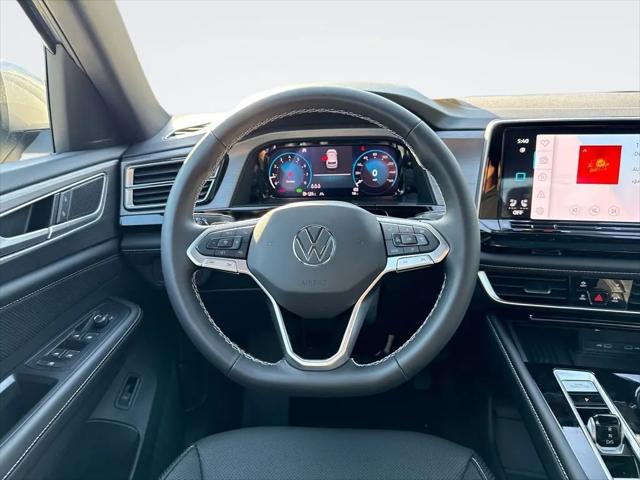 2026 Volkswagen Atlas Cross Sport SE with Technology