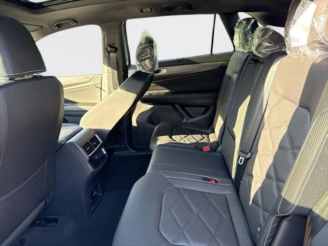 2026 Volkswagen Atlas Cross Sport SE with Technology