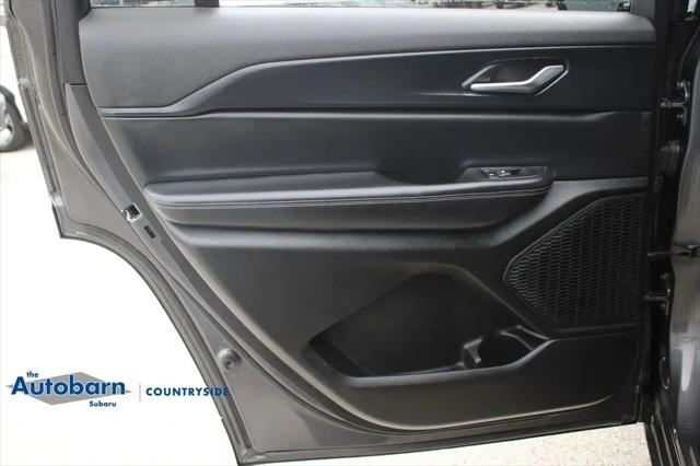 2024 Jeep Grand Cherokee L Altitude 4x4