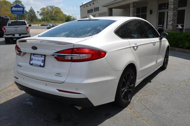 2020 Ford Fusion SE