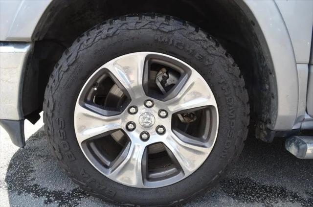 2019 Ram 1500 Laramie Crew Cab 4x4 57 Box
