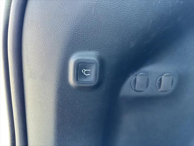 2023 Jeep Cherokee Altitude Lux 4x4