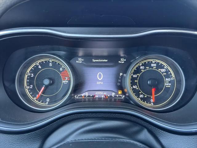 2023 Jeep Cherokee Altitude Lux 4x4