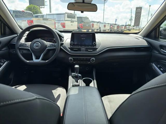 2021 Nissan Altima SV FWD