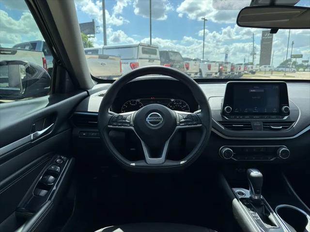 2021 Nissan Altima SV FWD