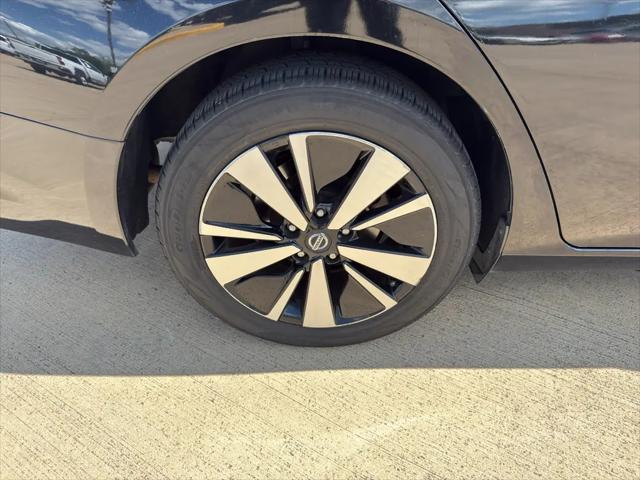 2021 Nissan Altima SV FWD