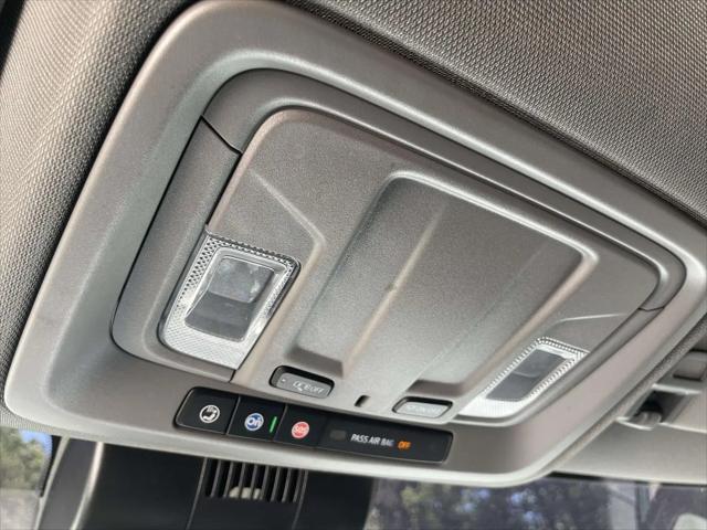 2025 Chevrolet Silverado 2500HD 4WD Crew Cab Standard Bed Custom