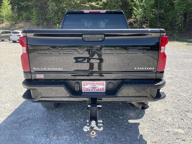 2025 Chevrolet Silverado 2500HD 4WD Crew Cab Standard Bed Custom