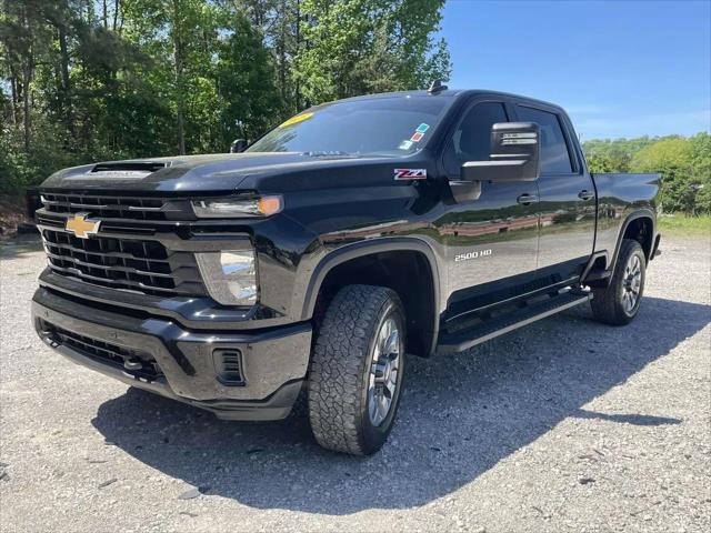 2025 Chevrolet Silverado 2500HD 4WD Crew Cab Standard Bed Custom