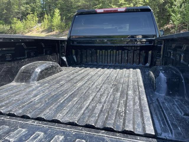 2025 Chevrolet Silverado 2500HD 4WD Crew Cab Standard Bed Custom