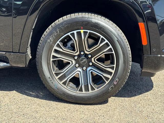 2026 Jeep Grand Wagoneer L 4x2