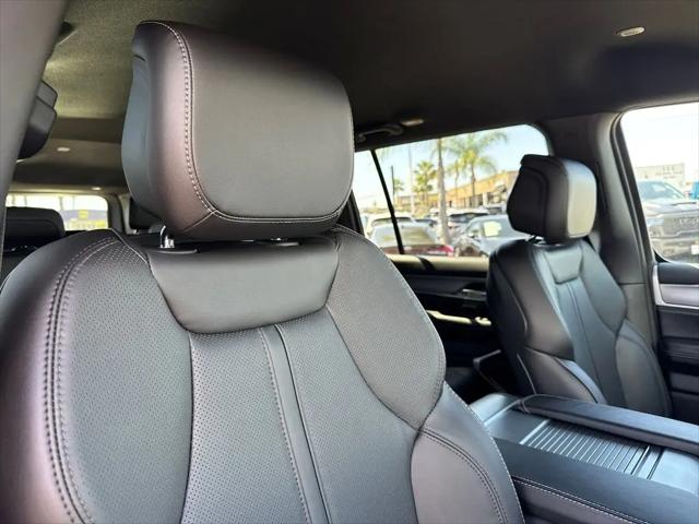 2026 Jeep Grand Wagoneer L 4x2