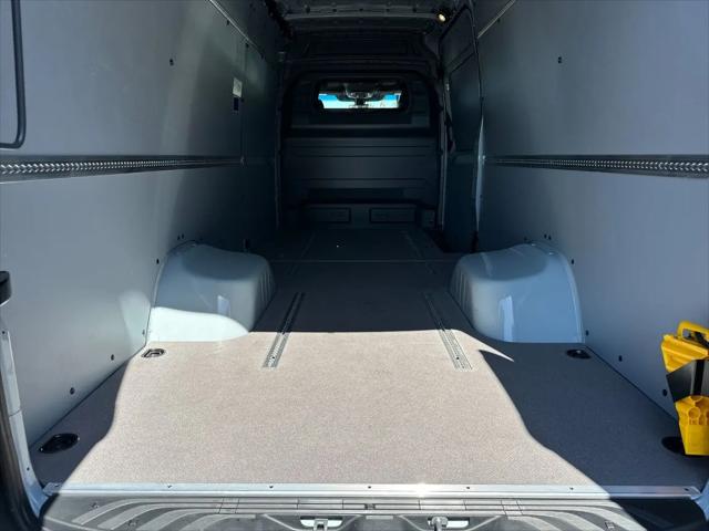 2026 Mercedes-Benz Sprinter 3500XD High Roof 4-Cyl Diesel HO
