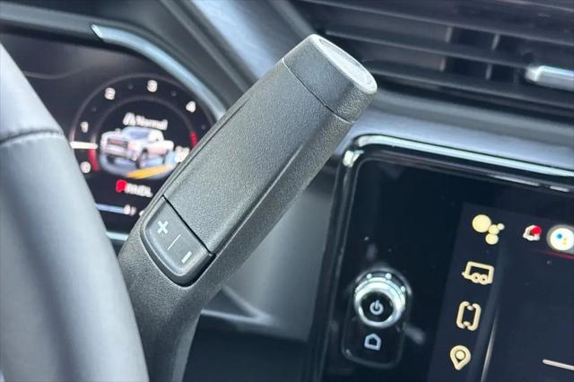 2026 GMC Sierra 2500HD Crew Cab, Standard Bed, AT4X, 4WD