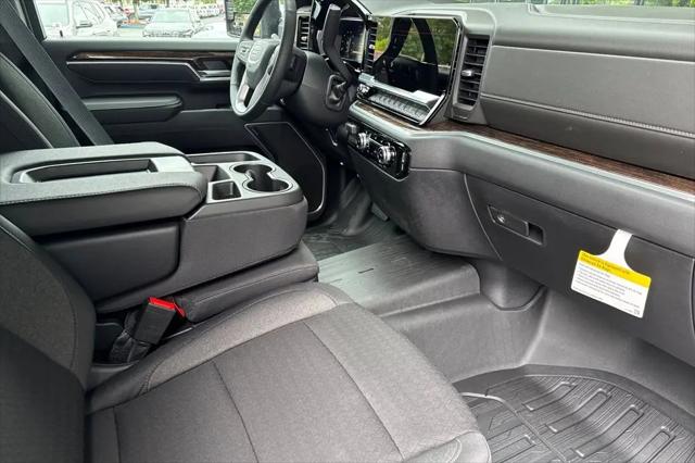 2026 GMC Sierra 2500HD Crew Cab, Standard Bed, SLE, 4WD