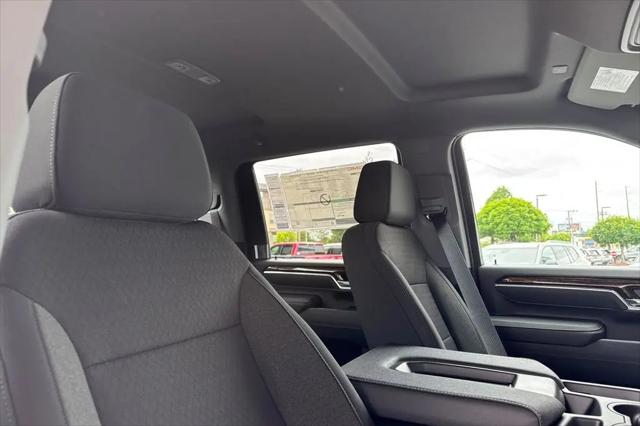 2026 GMC Sierra 2500HD Crew Cab, Standard Bed, SLE, 4WD