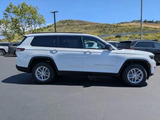 2026 Jeep Grand Cherokee L Laredo 4x2