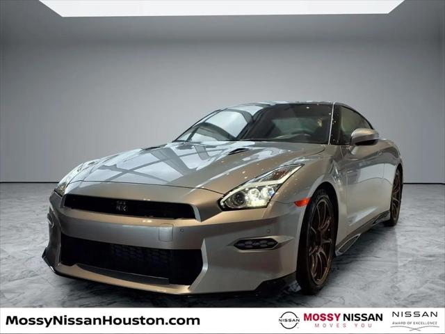 2024 Nissan GT-R T-spec Dual-clutch 6-Speed Transmission
