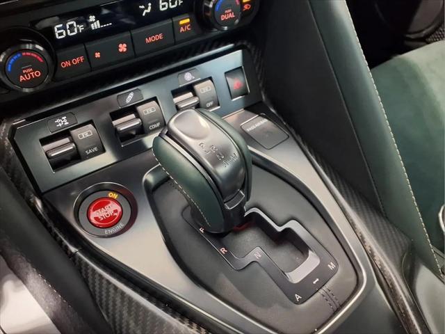 2024 Nissan GT-R T-spec Dual-clutch 6-Speed Transmission