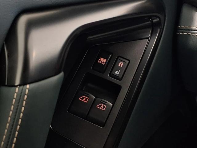 2024 Nissan GT-R T-spec Dual-clutch 6-Speed Transmission