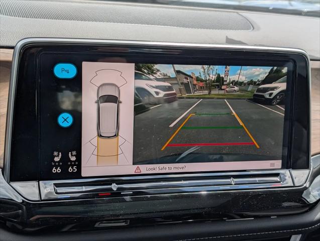 2026 Volkswagen Atlas SE with Technology
