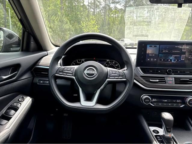 2026 Nissan Altima SV FWD