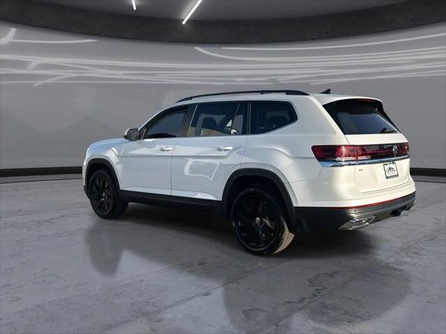 2026 Volkswagen Atlas SE with Technology