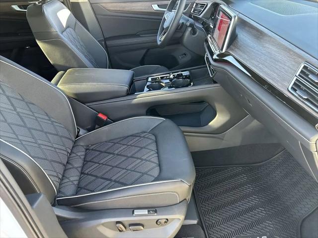 2026 Volkswagen Atlas SEL Premium R-Line
