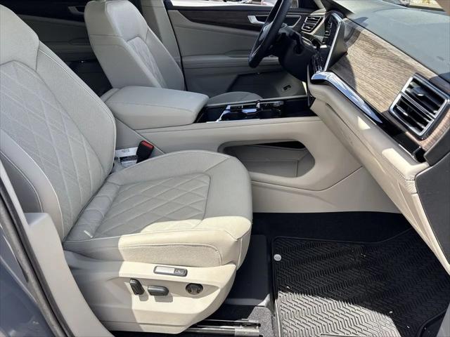 2026 Volkswagen Atlas SEL Premium R-Line