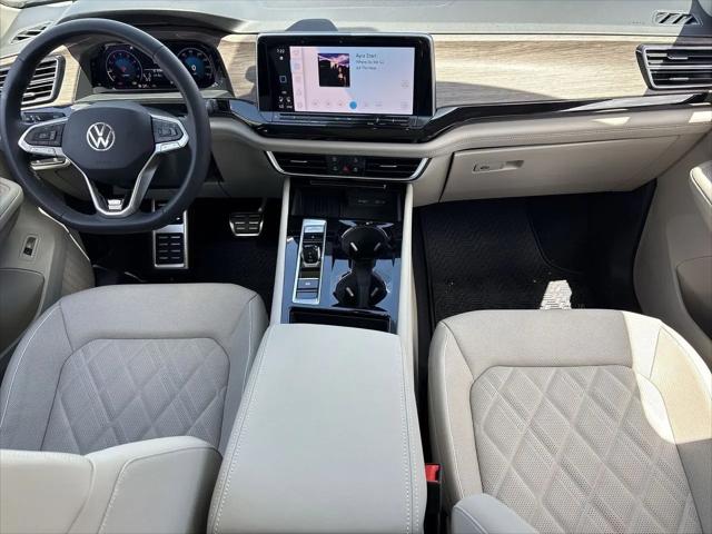 2026 Volkswagen Atlas SEL Premium R-Line