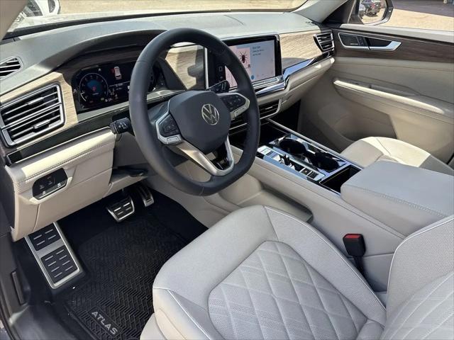 2026 Volkswagen Atlas SEL Premium R-Line