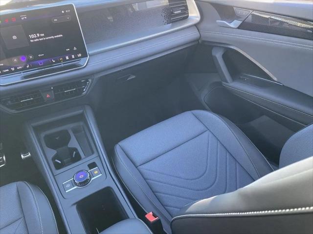 2026 Volkswagen Tiguan SE R-Line Black
