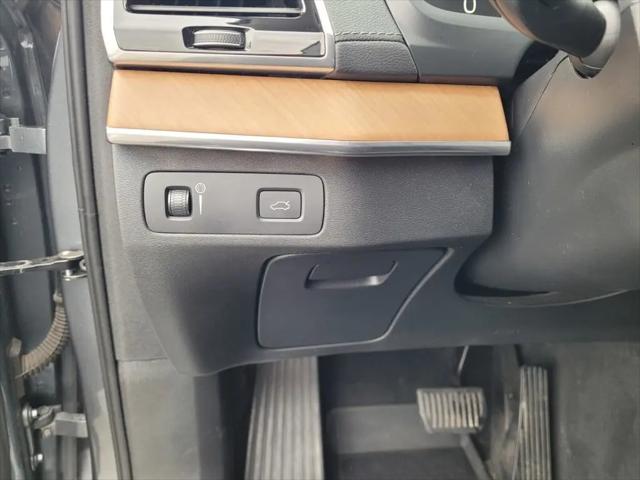 2019 Volvo XC90 T6 Inscription