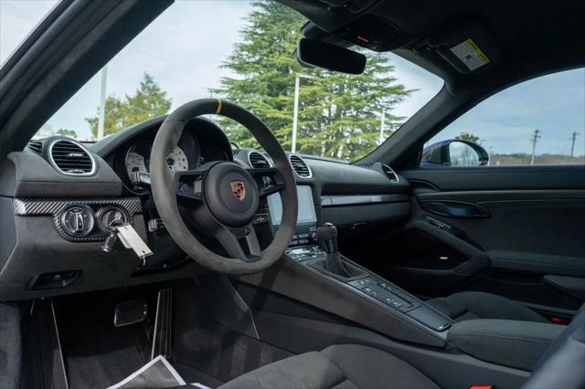 2025 Porsche 718 Cayman GT4 RS