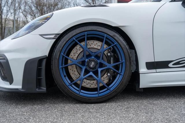 2025 Porsche 718 Cayman GT4 RS