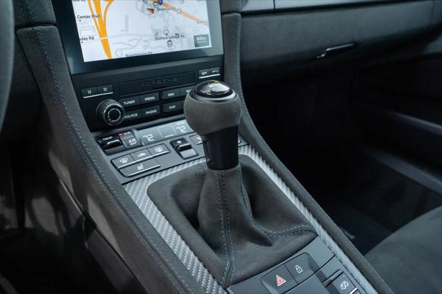 2025 Porsche 718 Cayman GT4 RS