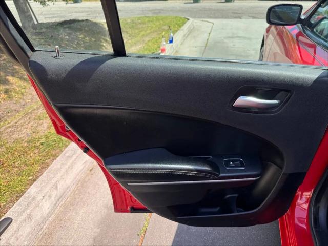 2020 Dodge Charger SXT RWD