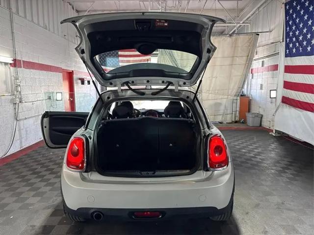 2014 MINI Hardtop Cooper