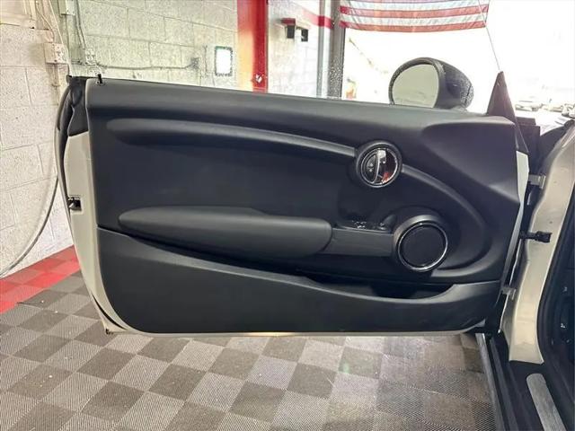 2014 MINI Hardtop Cooper