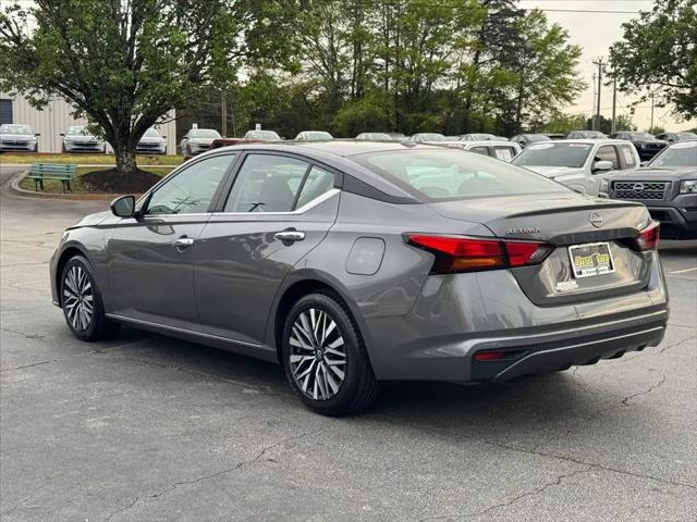 2025 Nissan Altima SV FWD