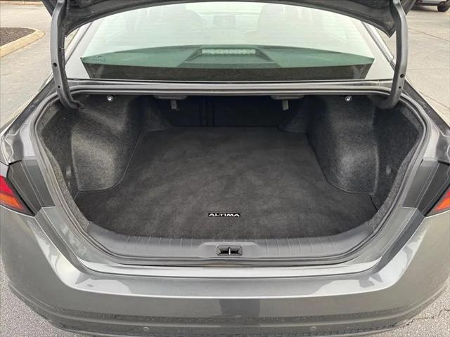 2025 Nissan Altima SV FWD