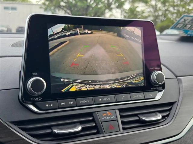 2025 Nissan Altima SV FWD