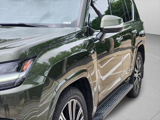 2023 Lexus LX Luxury