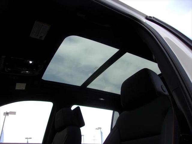 2026 GMC Yukon XL 4WD AT4